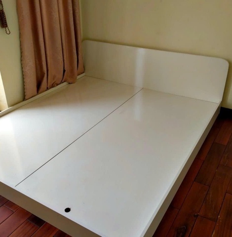 Giường ngủ 13